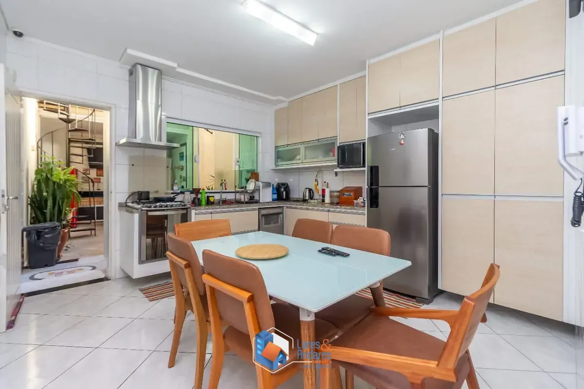 Imagem Sobrado para venda em Chácara Inglesa (Zona Norte) - Pirituba com 3 quartos, sendo 1 suíte, 185m²