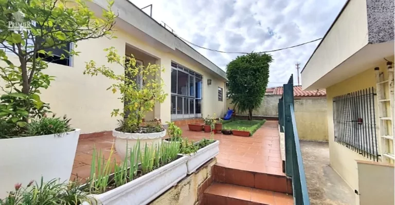 Imagem ÓTIMA CASA COM EDICULA E EXCELENTE LOCALIZAÇÃO NA VILA HORTOLÂNDIA EM JUNDIAÍ/SP.