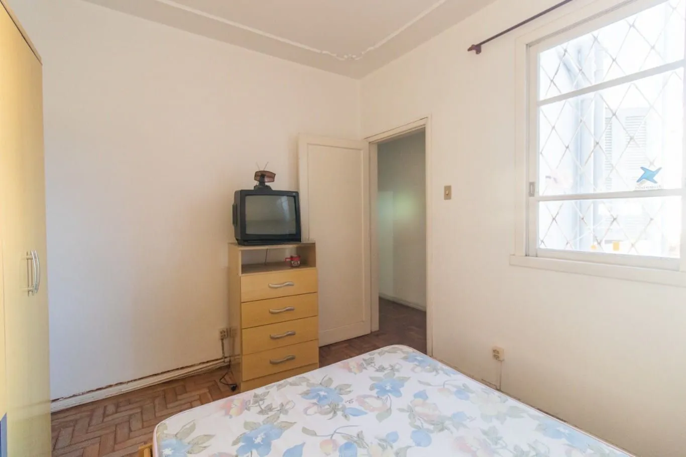 Imagem Apartamento de 2 quartos no bairro Santana em Porto Alegre