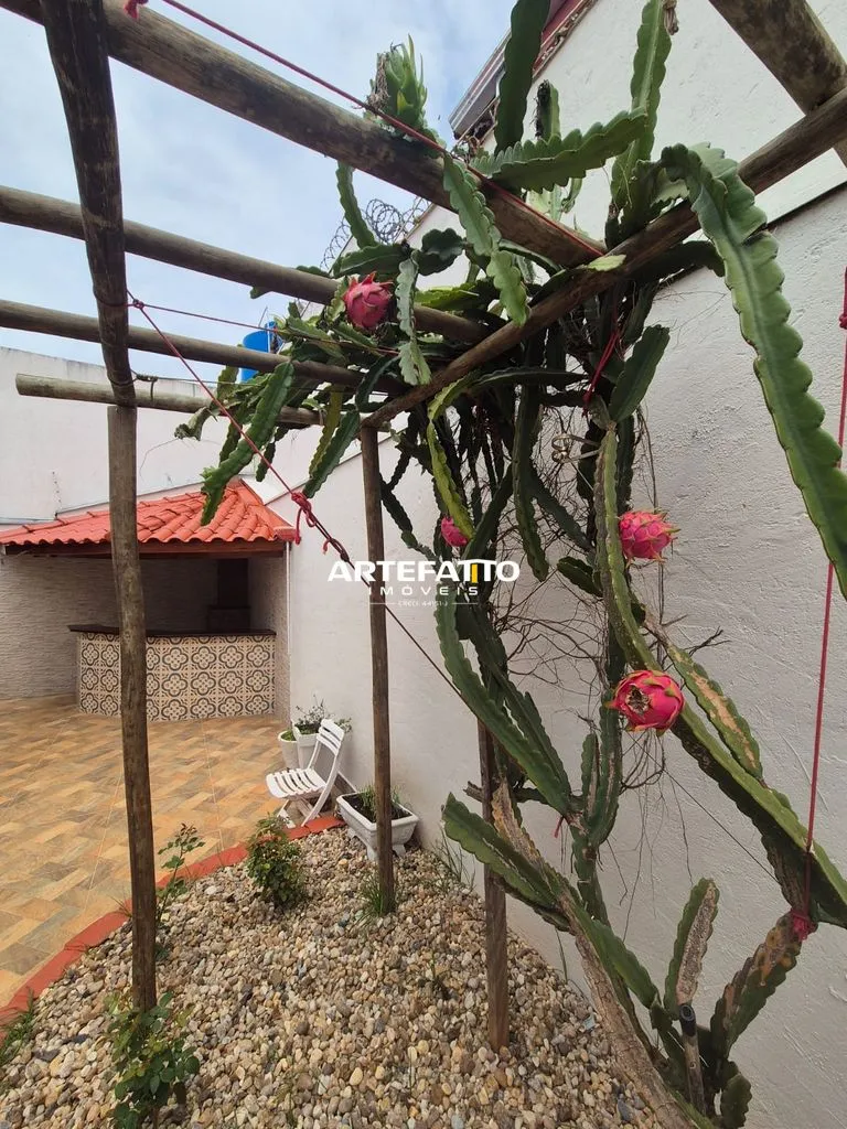 Imagem Sobrado à venda em Franca, Parque São Jorge, com 4 quartos, 303m2