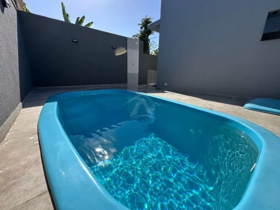 Imagem CASA COM PISCINA, 1 SUÍTE + 2 QUARTOS, BAL PRINCESA DO MAR