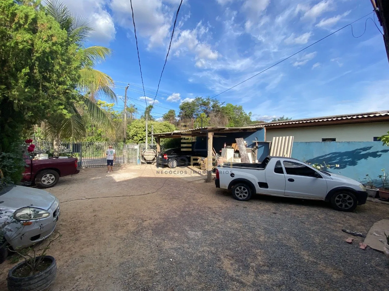 Imagem Excelente casa à venda no Jardim das Palmeiras, Sinop. 

Com uma área total de 240 m², esta resid...