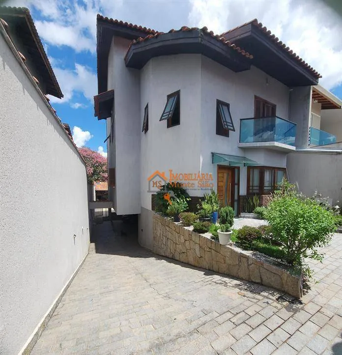 Foto do imóvel Sobrado com 5 dormitórios à venda, 300 m² por R$ 1.280.000,00 - Portão - Arujá/SP