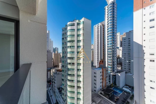 Imagem Apartamento com 3 dormitórios à venda, 120 m² por R$ 2.750.000,00 - Centro - Balneário Camboriú/SC