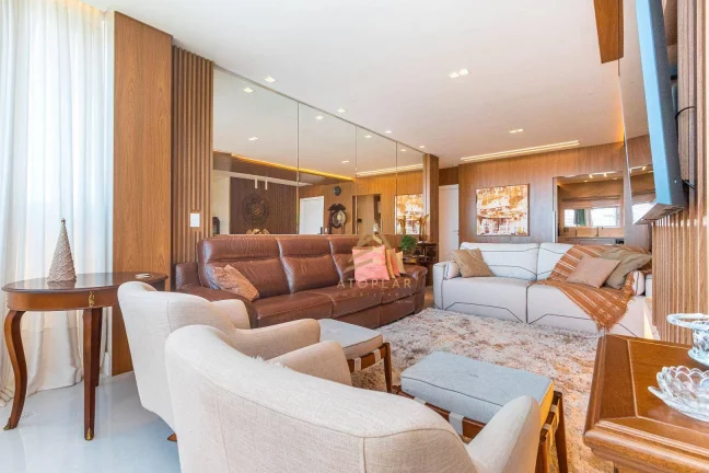 Imagem Apartamento com 4 dormitórios à venda, 190 m² por R$ 7.500.000,00 - Pioneiros - Balneário Camboriú/SC