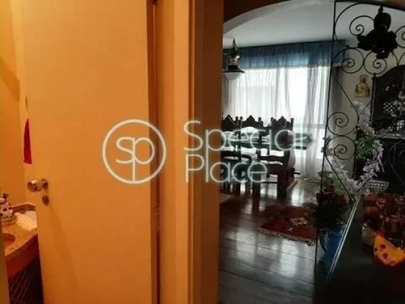 Imagem Apartamento com 190m² amplo, com muita luz natural e arejado, andar alto em Moema Pássaros. Sala a...
