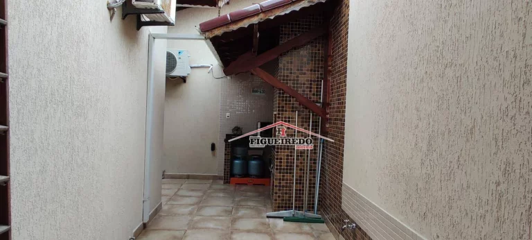Imagem Casa com 3 dormitórios à venda, 300 m² por R$ 1.600.000,00 - Canto do Forte - Praia Grande/SP