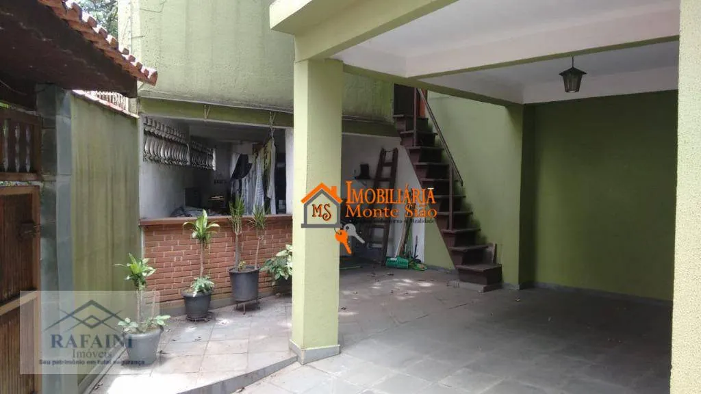 Imagem Sobrado com 3 dormitórios à venda, 153 m² por R$ 742.000,00 - Jardim Santa Clara - Guarulhos/SP