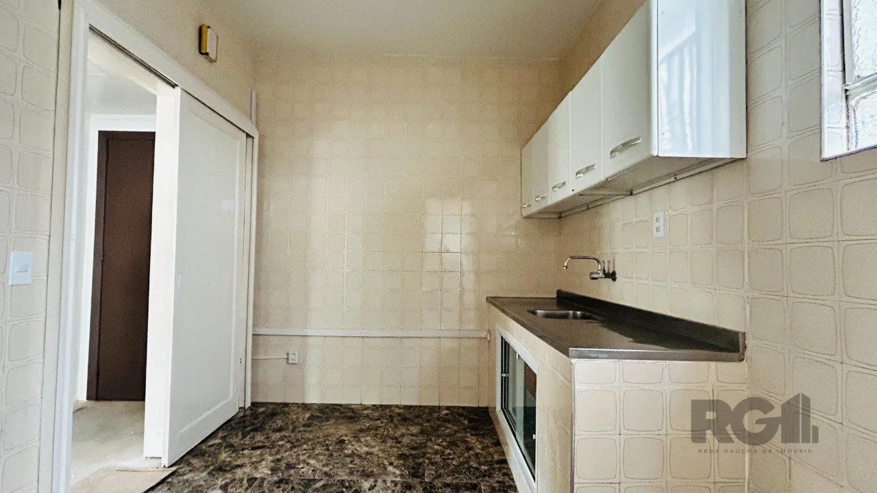 Imagem APARTAMENTO GARDEN 3 DORMITÓRIOS COM VAGA DE GARAGEM NO MENINO DEUS