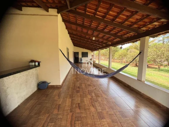 Imagem Rancho com 3 dormitórios à venda por R$ 230.000,00 - Village Imperial - Itumbiara/GO
