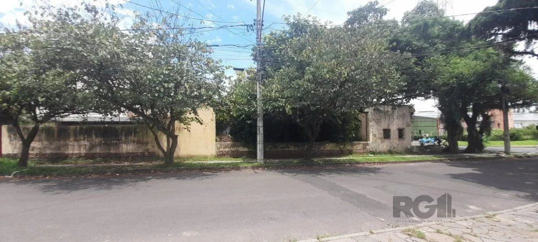 Imagem Terreno para venda, 968m², Pedra Redonda
