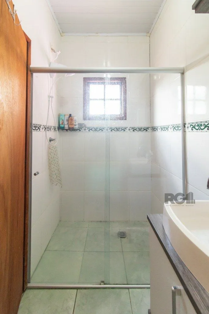 Imagem Casa com 3 dormitórios e 3 vagas no bairro Santa Tereza