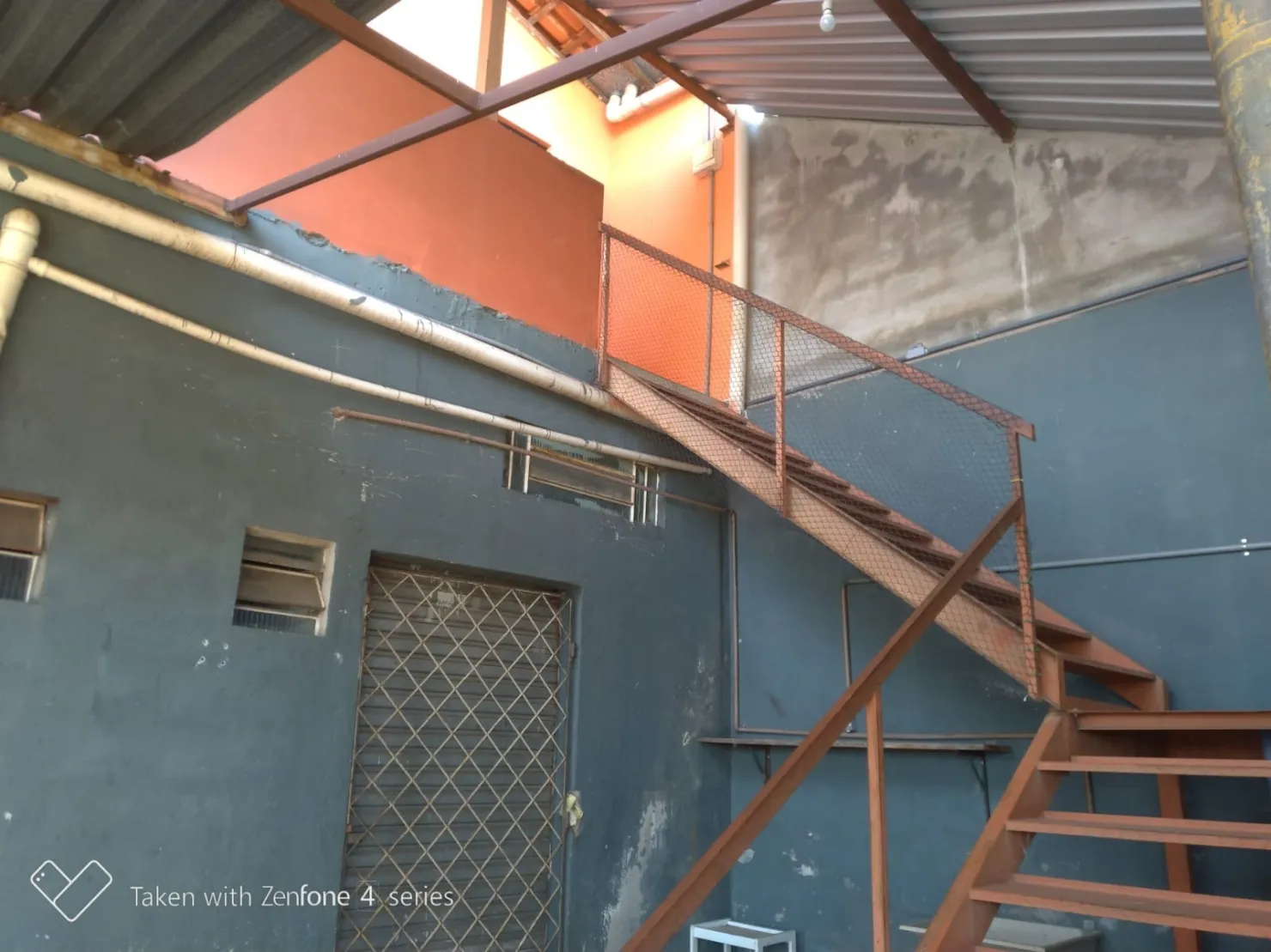 Imagem Comercial para Locação 200M², São Gonçalo, Taubaté - SP