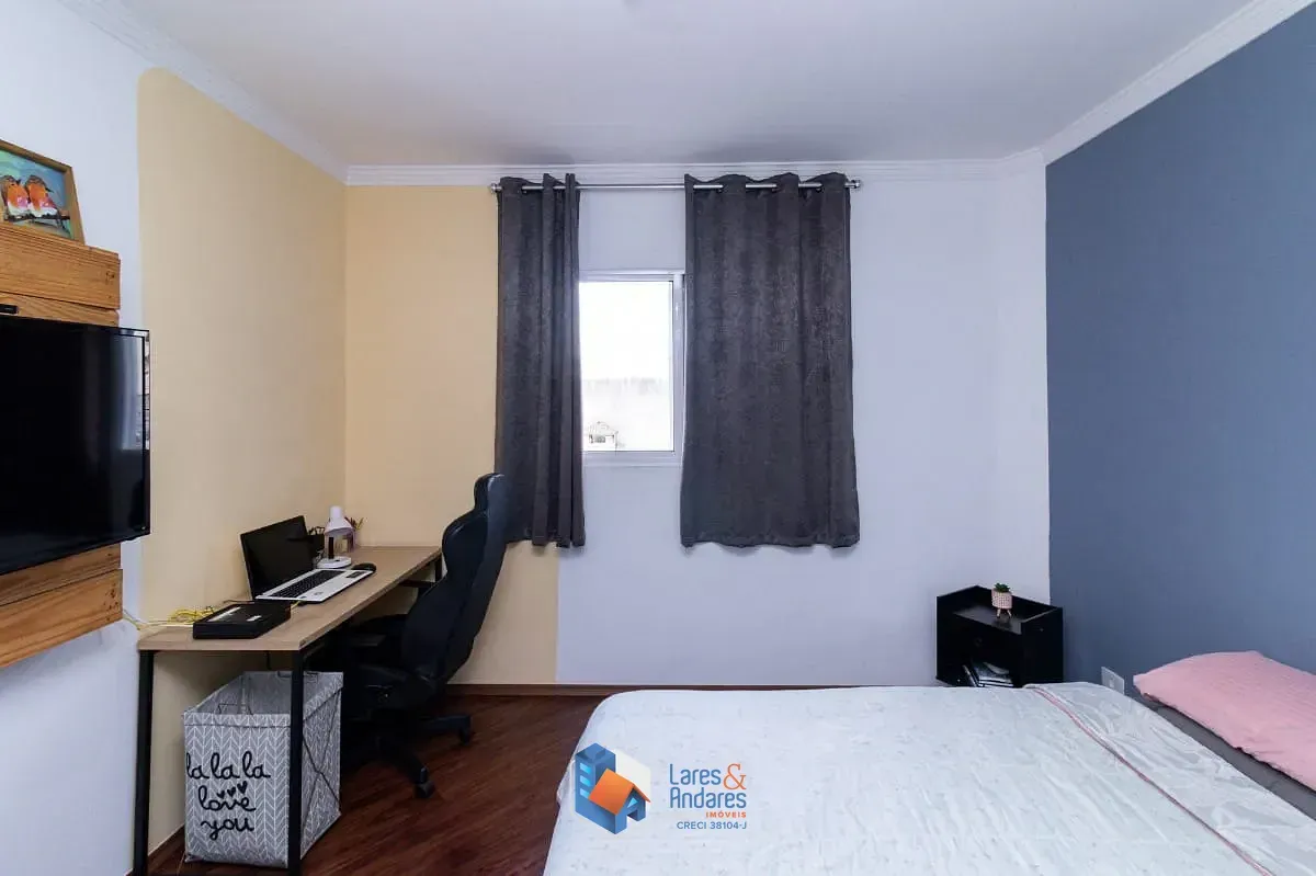 Imagem Casa para venda em Parque São Domingos com 3 quartos, sendo 1 suíte, 140m²