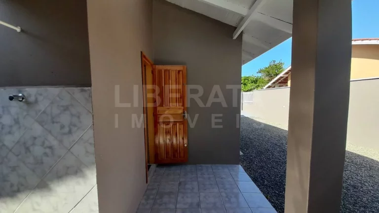 Imagem Casa a venda na Meia Praia, Navegantes, SC