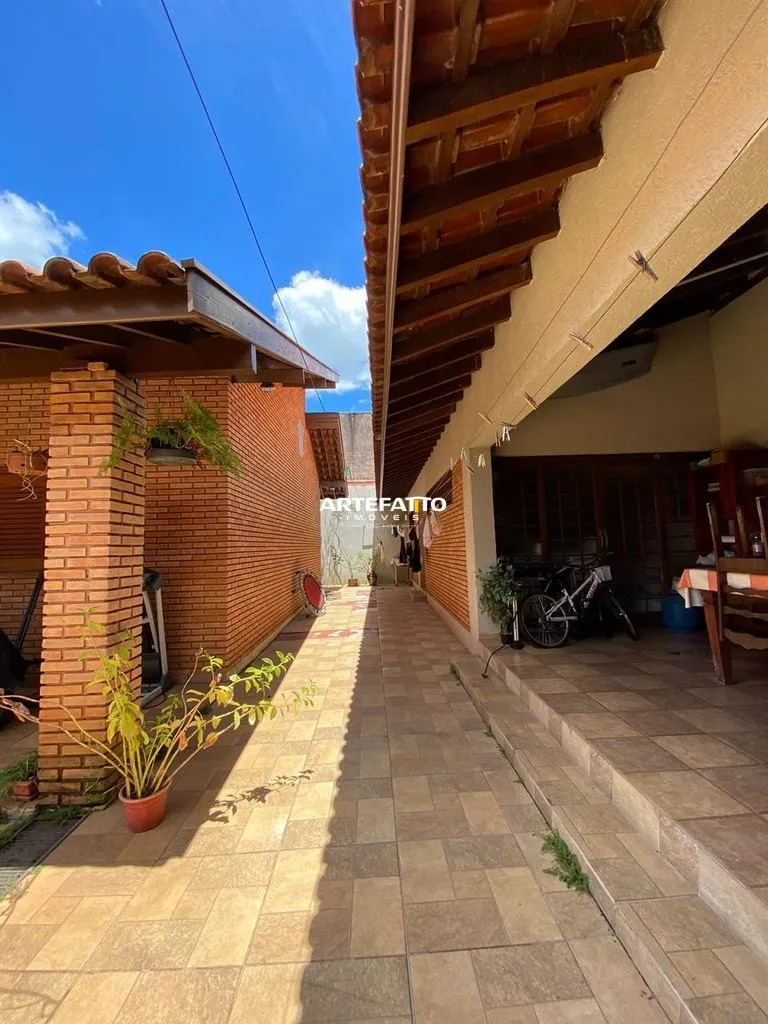 Imagem Casa à venda em Franca, São Joaquim, com 3 quartos, 248m2