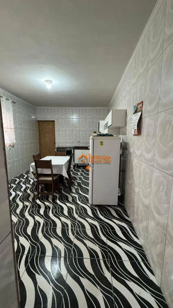 Imagem Casa com 3 dormitórios à venda, 135 m² por R$ 357.000,00 - Cidade Soberana - Guarulhos/SP