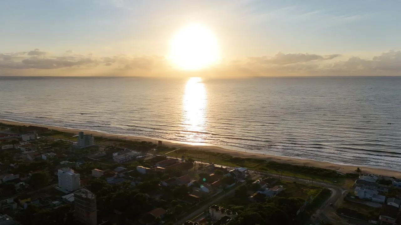 Imagem O BYOMA Residencial e Comercial está localizado de frente para o mar, no nobre Balneário Rainha do...