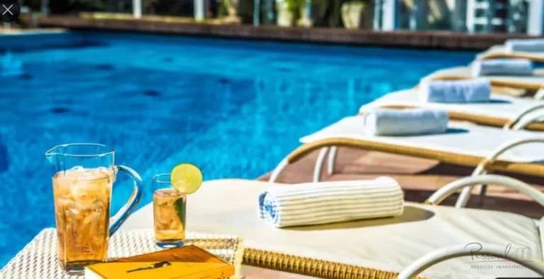 Imagem Viva a experiência de um resort 5 estrelas no coração de Jurerê Internacional - Conforto, sofist...