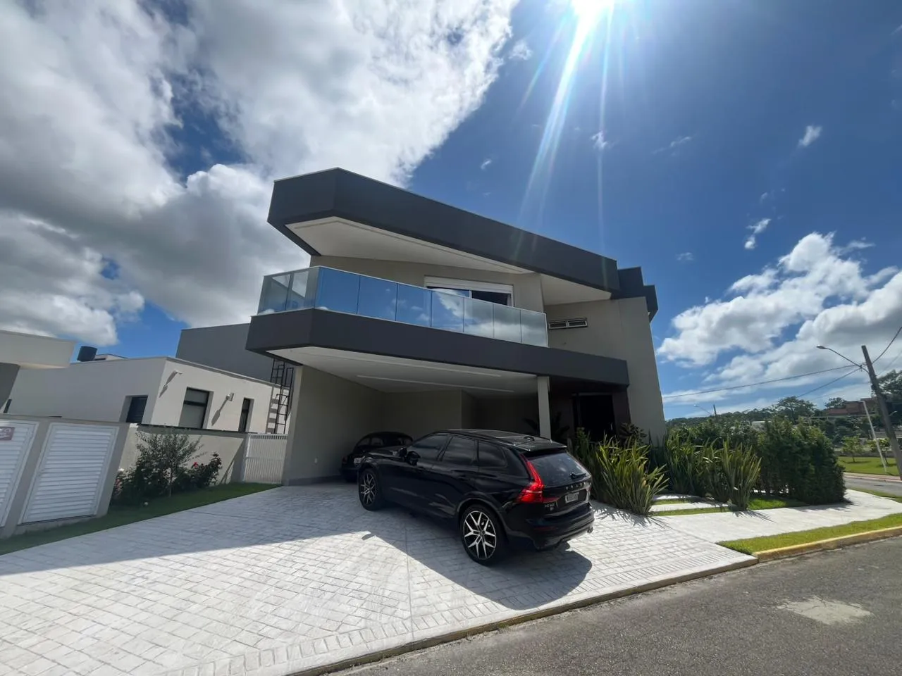 Imagem Casa à venda com 360m2 por R$ 6.000.000,00