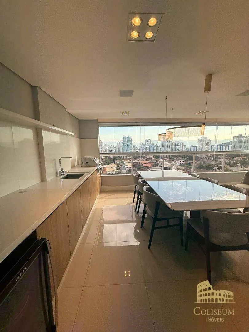 Imagem Apartamento com 3 dormitórios à venda, 127 m² por R$ 1.900.000,00 - Canto do Forte - Praia Grande/SP