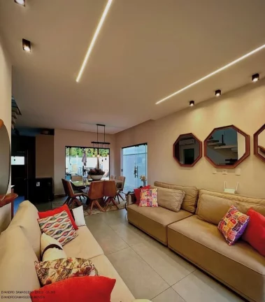 Imagem Casa em Condomínio de Alto Padrão com 4 Quartos e 2 Suítes em Catu de Abrantes, Camaçari-BA - 150m² - Imperdível!