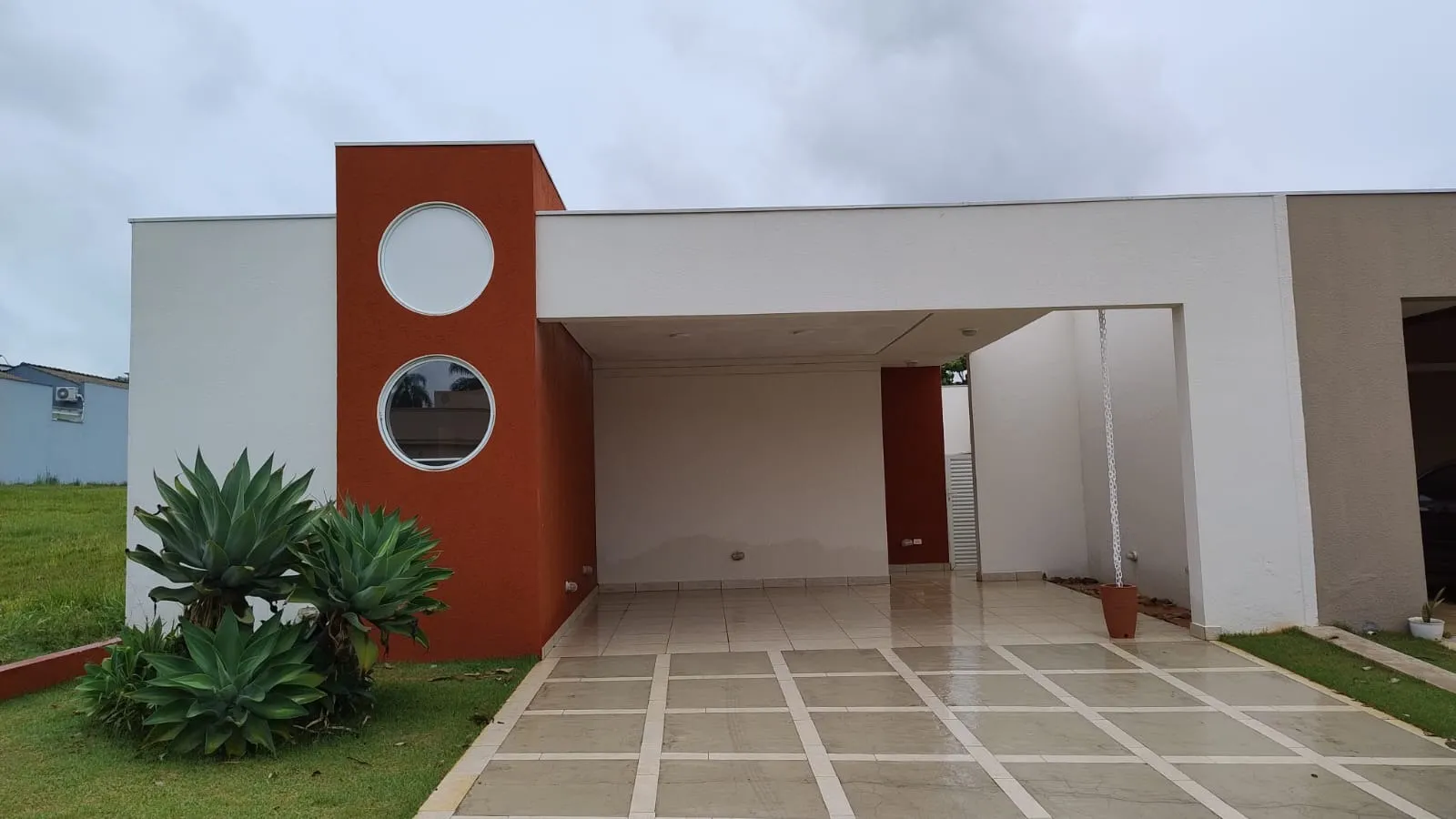 Imagem Casa térrea mobiliada para venda ou locação no Condomínio Lago da Serra em Araçoiaba da Serra