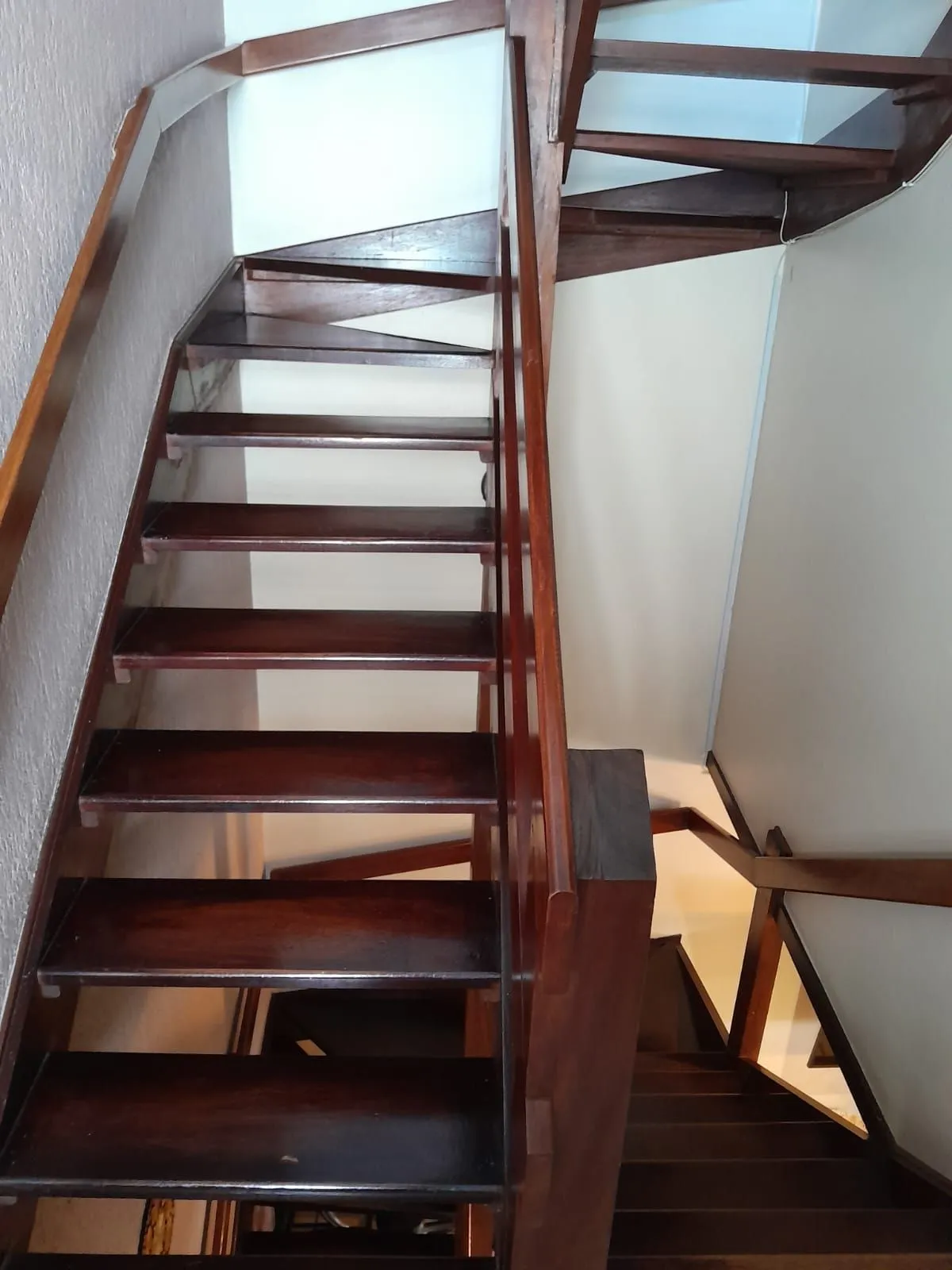 Imagem Casa sobrado a Venda de 5 Quartos, 1 Suite e 4 Vagas de Garagem com 235M²privt.