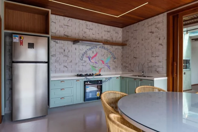 Imagem CASA ALTO PADRÃO EM CONDOMÍNIO DE LUXO