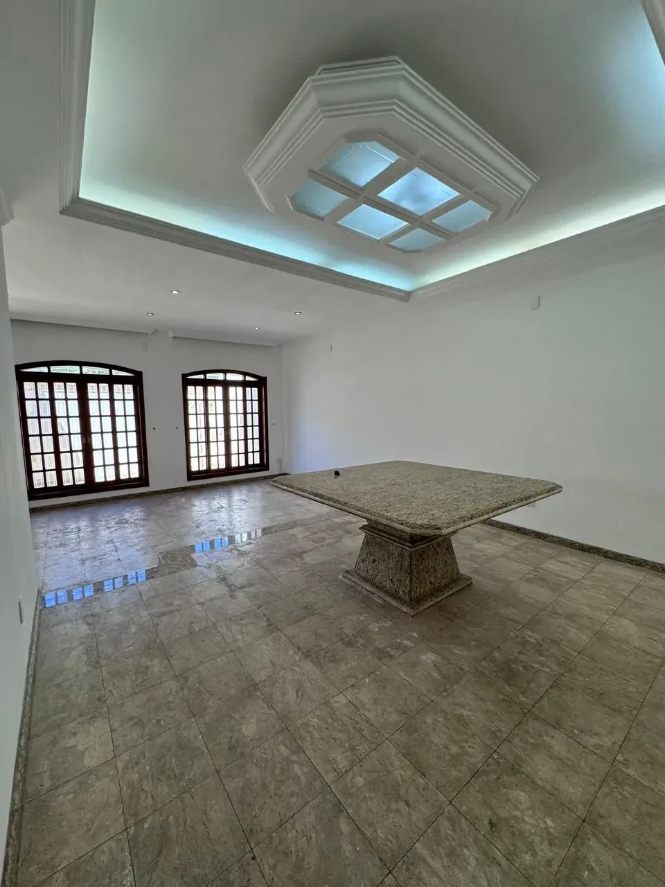 Imagem Casa com 3 Quartos à Venda ou Locação, 400 m² em Jardim da Fonte - Jundiaí
