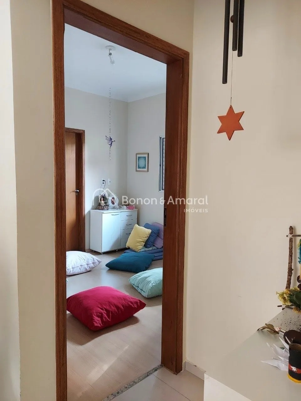 Imagem Ótima Casa em Condomínio, com 3 suítes, à venda por R$ 1.370.000
