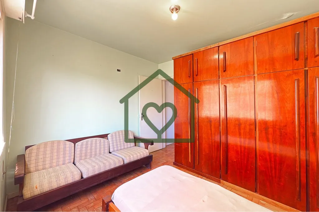 Imagem Localizado na Rua Senhor dos Passos, este apartamento de 114,63m² de área útil combina amplitude,...
