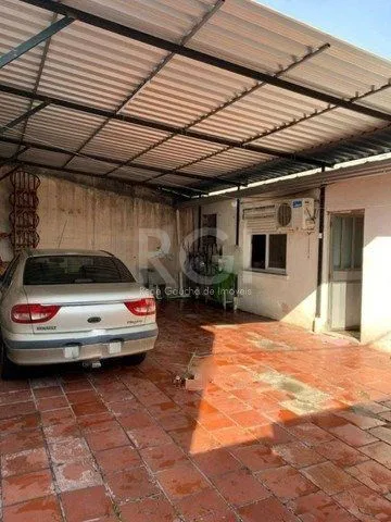 Imagem Casa para Venda - 131.65m², 3 dormitórios, 4 vagas - Parque da Matriz