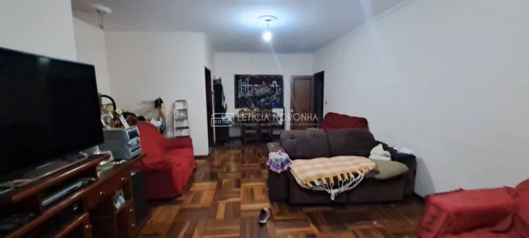 Imagem Casa e Ponto Comercial à Venda