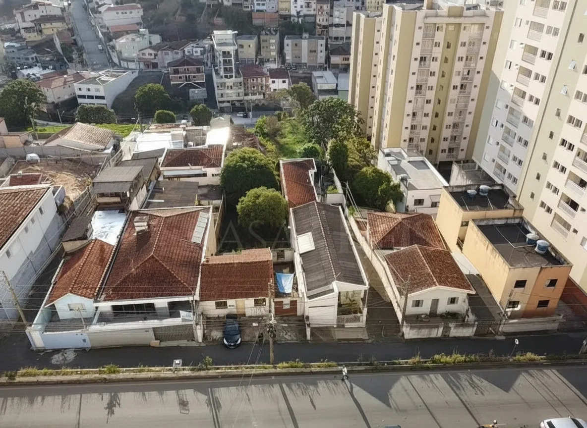 Imagem Terreno à venda em Centro, Poços de Caldas