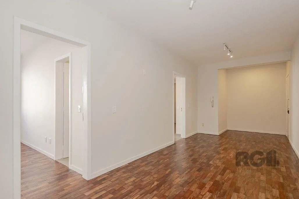 Imagem Apartamento totalmente reformado 2 dormitórios com 2 suítes, localizado no bairro Santana.