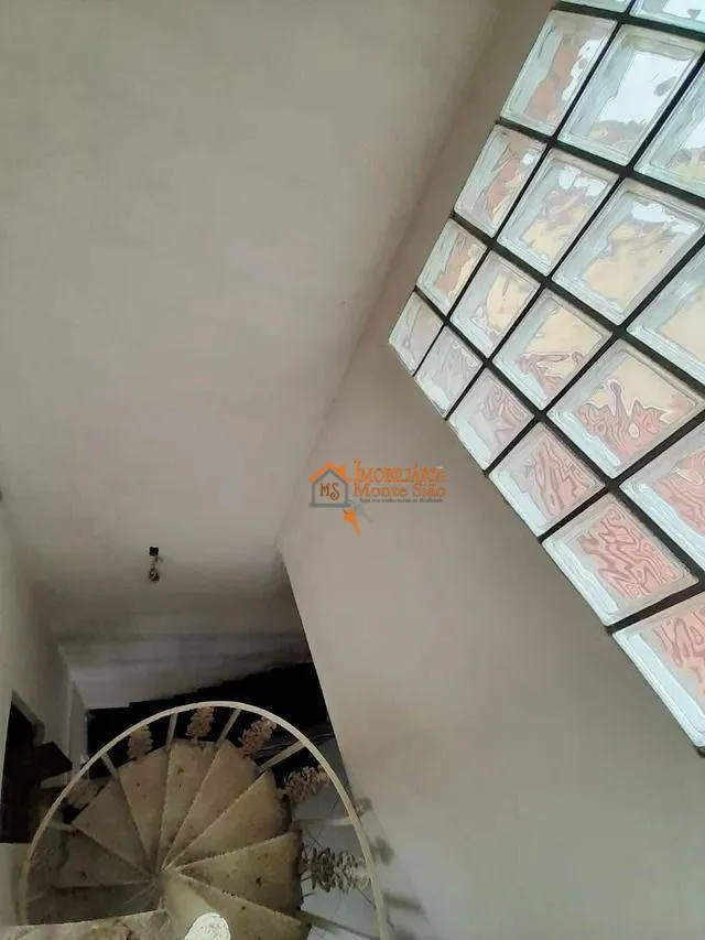 Imagem Sobrado com 3 dormitórios à venda, 236 m² por R$ 689.000,00 - Ponte Grande - Guarulhos/SP