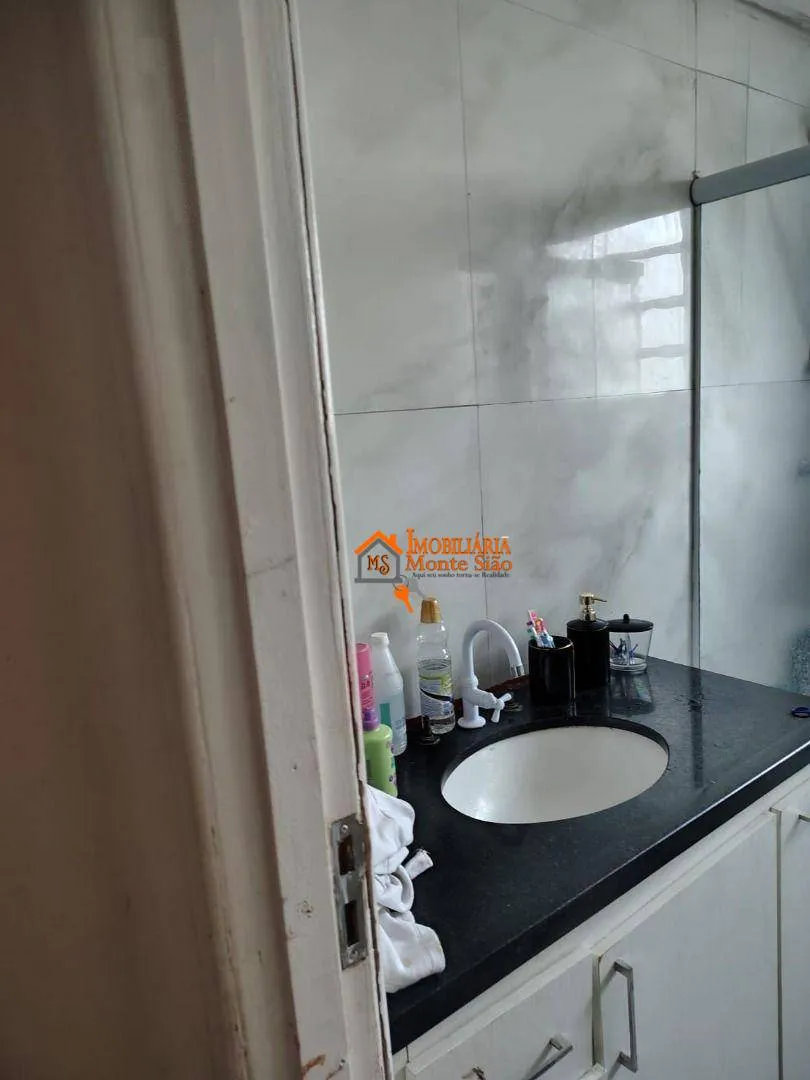 Imagem Apartamento com 2 dormitórios à venda, 48 m² por R$ 160.000,00 - Vila Sadokim - Guarulhos/SP