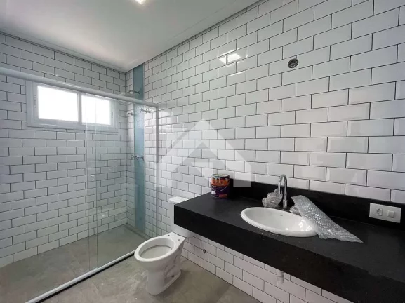 Imagem Casa de Condomínio em Chácara dos Lagos - Carapicuíba