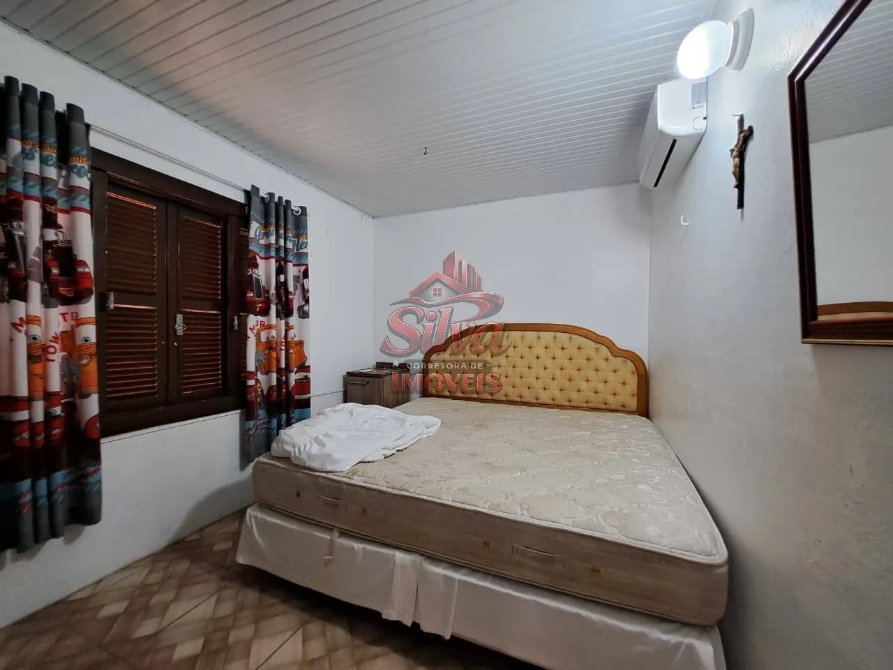 Imagem 1158 |Casa 4 dormitórios com suíte a 260m do mar