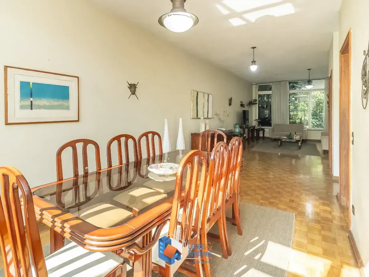 Imagem Sobrado para venda em Vila Madalena com 3 quartos, sendo 1 suíte, 293m²