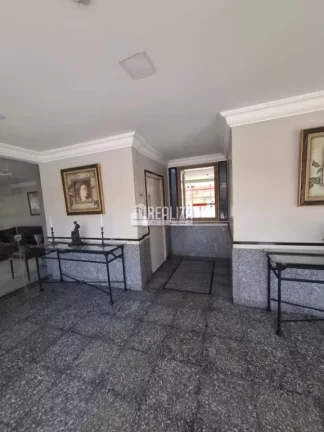 Imagem Apartamento à venda no Condomínio Edifício Luciana, em Uberaba: 4 dormitórios, suíte e móveis planejados