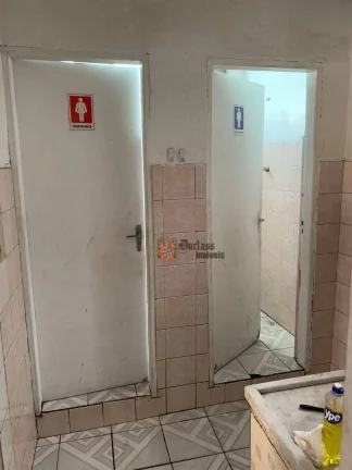 Imagem Salão à venda com casa de 2 dormitórios , 298 m² por R$ 850.000 - Jardim Tarumã - Jundiaí/SP