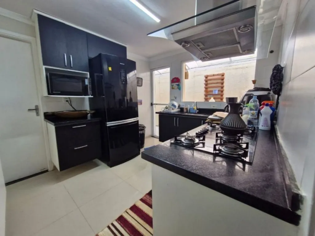 Imagem CASA COM 225,00 m² - MARACANÃ - PRAIA GRANDE SP