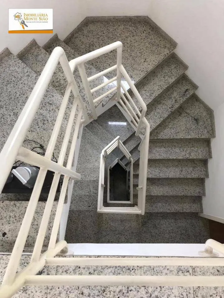 Imagem Sobrado com 4 dormitórios à venda, 261 m² por R$ 1.200.000,00 - Jardim São Gabriel - Guarulhos/SP