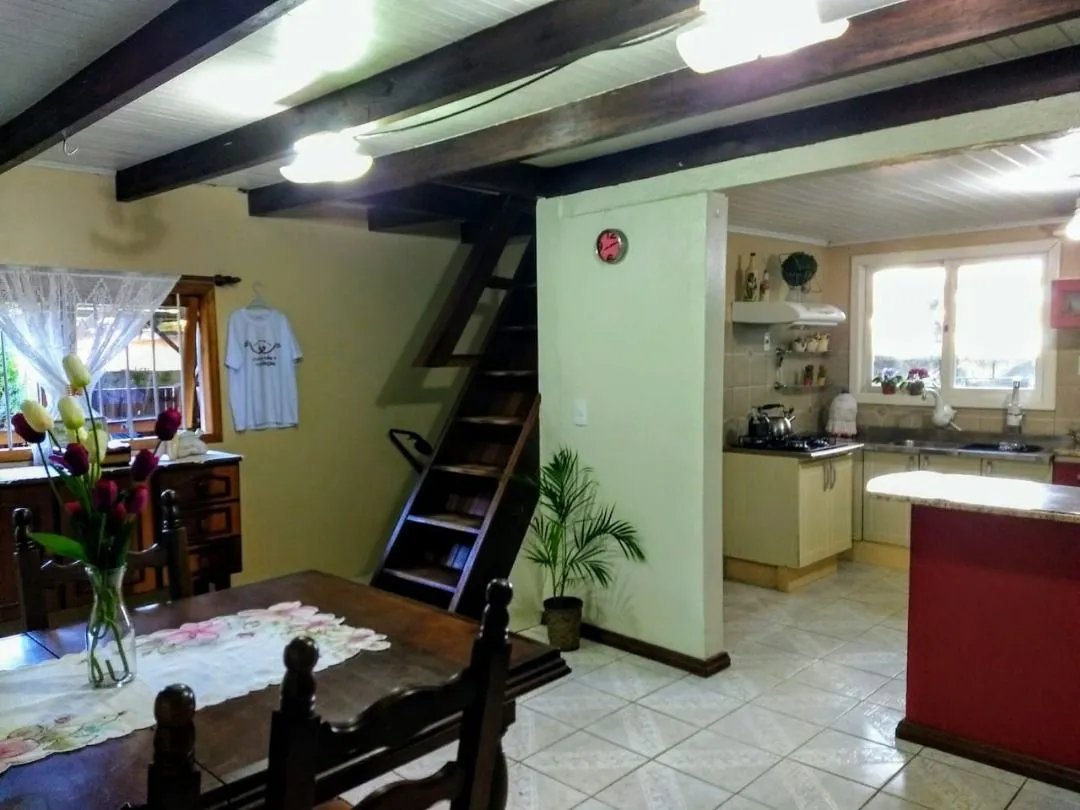 Imagem Casa para Venda - 200m², 4 dormitórios, sendo 1 suites, 4 vagas - Ipanema