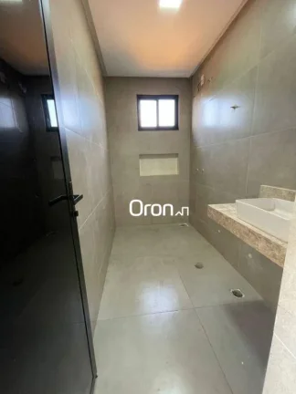 Imagem Casa com 3 dormitórios à venda, 250 m² por R$ 940.000,00 - Setor Garavelo - Aparecida de Goiânia/GO