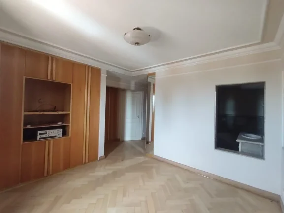 Imagem Apartamento para locação , no Bairro Higienópolis em Piracicaba, contendo 227 m² de três dormit...