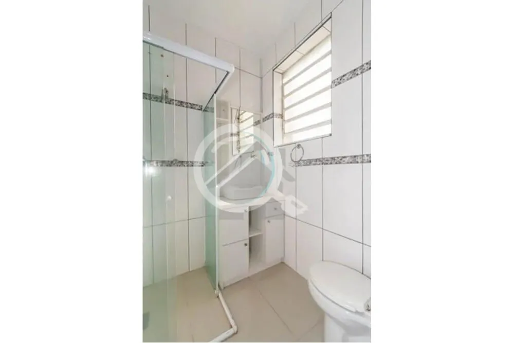 Imagem Ótimo apartamento de frente com sacada, sala com lareira e ar condicionado, dormitório com móveis...