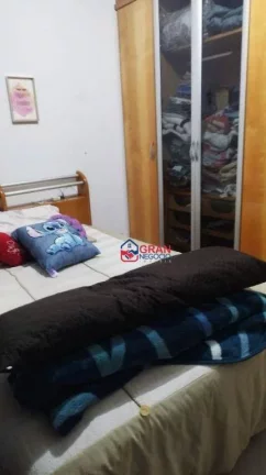 Imagem Casa com 3 dormitórios à venda - Fazenda Rio Grande/PR